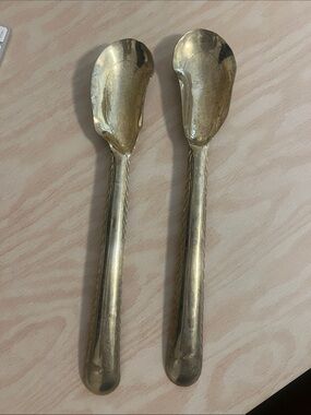 GOGO Brass-Colored Decorative Serving Spoon Pair